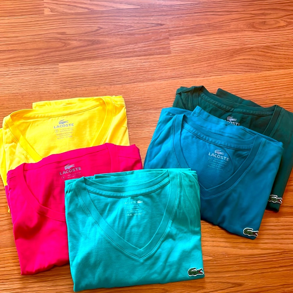 Lacoste Lot of T-shirts. Sizes between 8 and 9. Short sleeve.